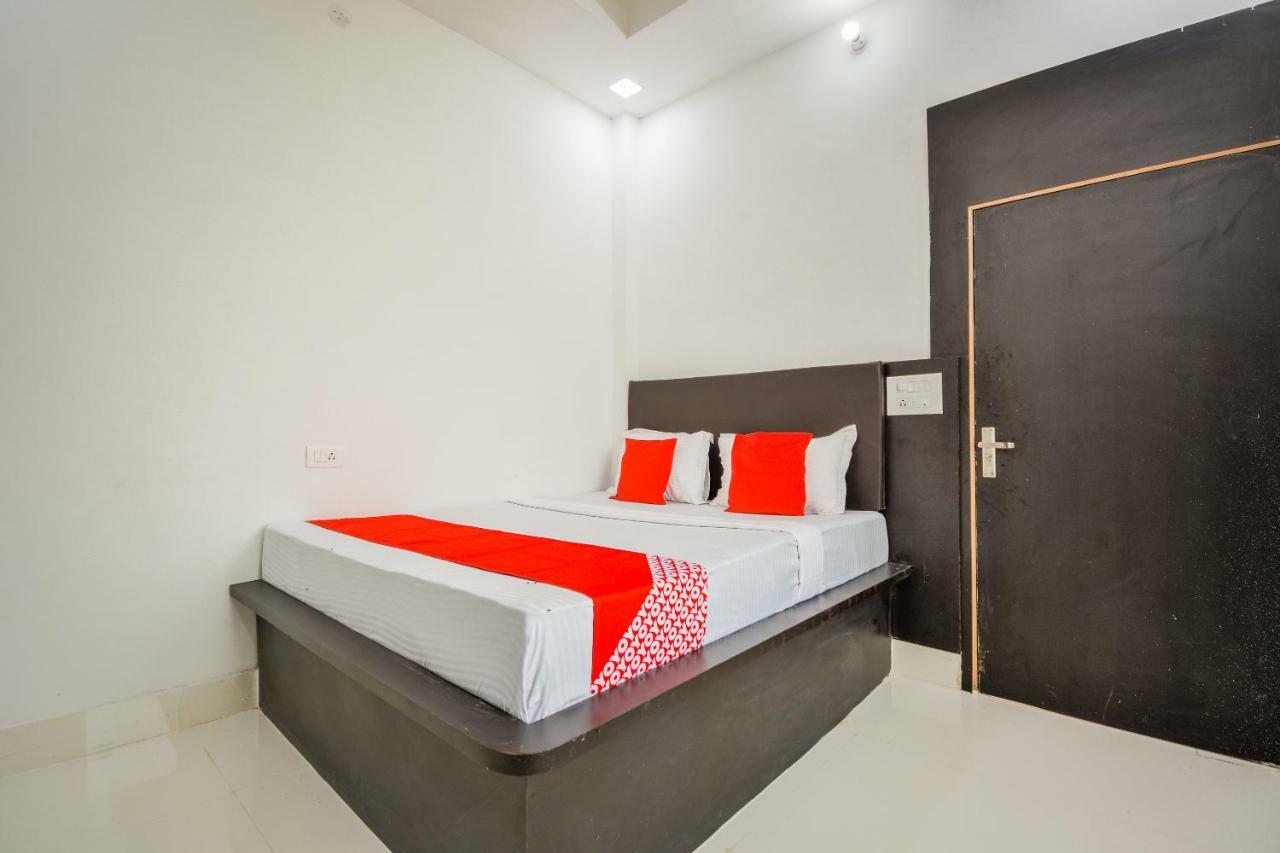 Oyo 43505 Hotel The White House Hisar Экстерьер фото