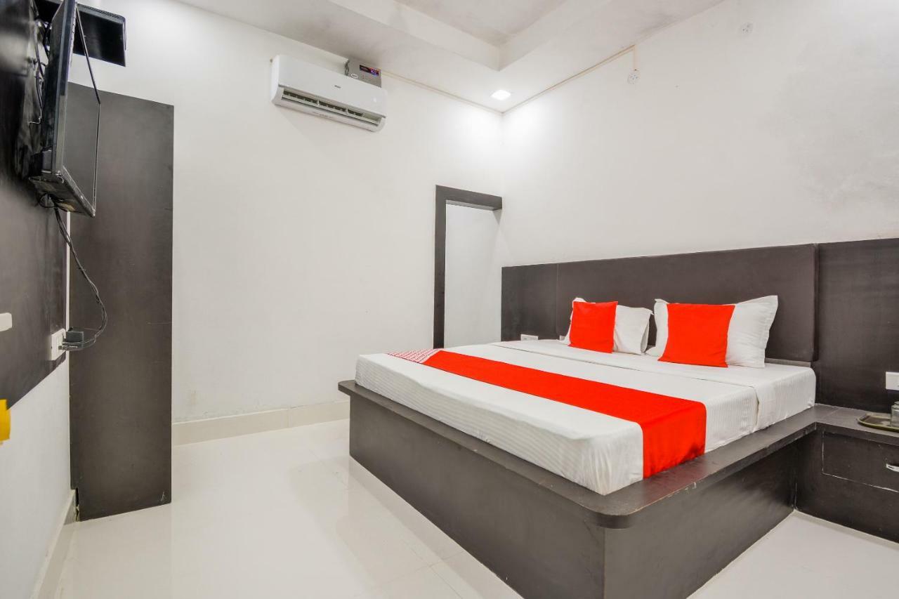 Oyo 43505 Hotel The White House Hisar Экстерьер фото